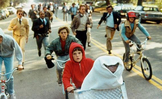 Still of Henry Thomas in E.T.: The Extra-Terrestrial